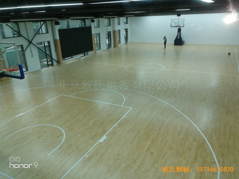 上海江楊南路485號(hào)攻守道場(chǎng)運(yùn)動(dòng)木地板安裝案例3