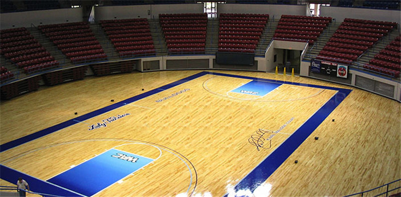 大家都歡迎的運動木地板，閃閃發(fā)光自有道理