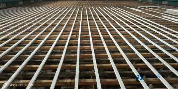 運(yùn)動(dòng)木地板產(chǎn)生價(jià)格差異原因分析