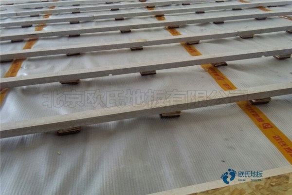 運動木地板產(chǎn)品維護(hù)及材質(zhì)選擇