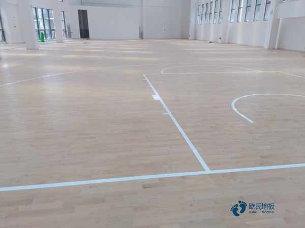 體育運(yùn)動木地板的設(shè)計(jì)要求有哪些1