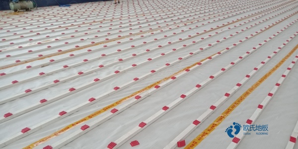 體育運(yùn)動(dòng)木地板生產(chǎn)工廠3