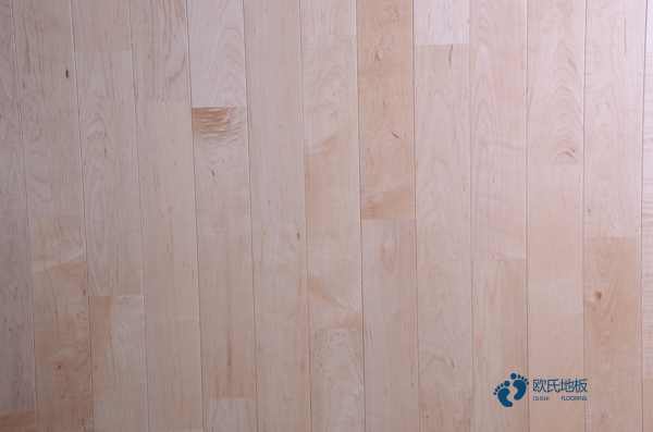 學(xué)?；@球場地板如何拆2