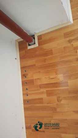 籃球運(yùn)動木地板定做價(jià)格3